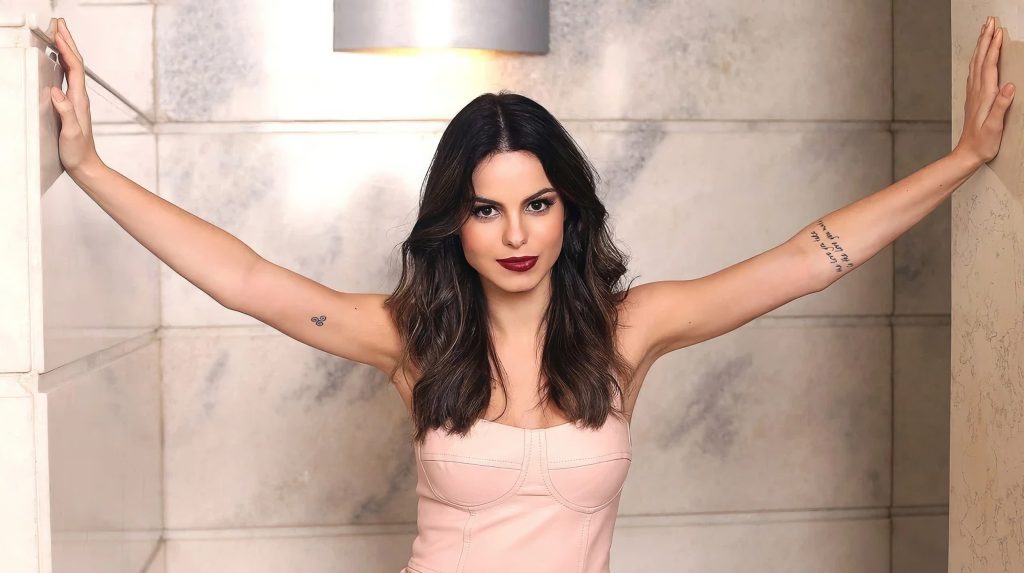 Стефани Бриту